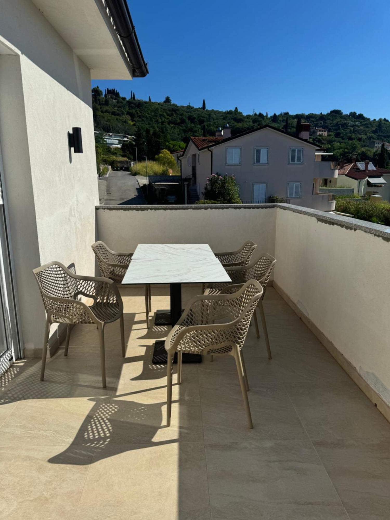 Apartments And Rooms Orazem Zoro Portoroz Luaran gambar